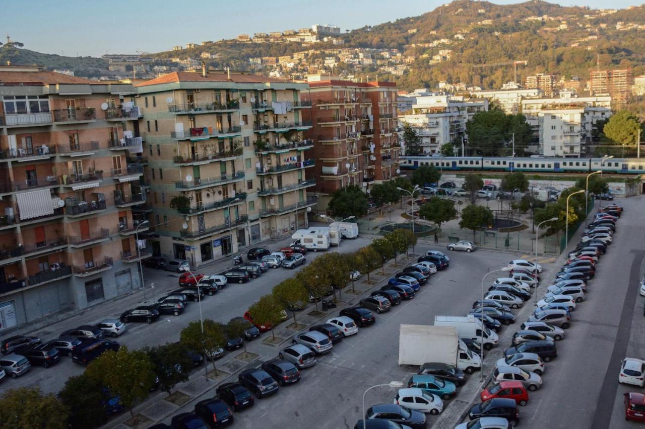 Residenza Margherita - Centralissima Salerno Luaran gambar