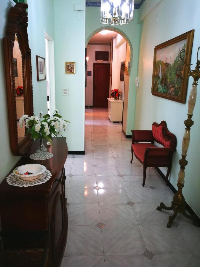 Residenza Margherita - Centralissima Salerno Luaran gambar