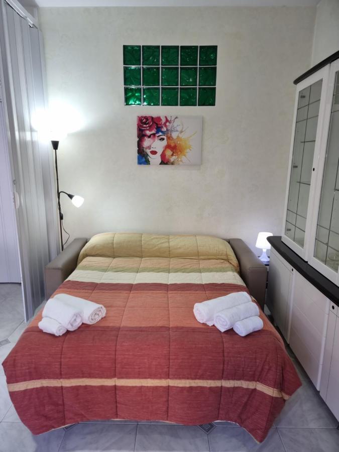Residenza Margherita - Centralissima Salerno Luaran gambar