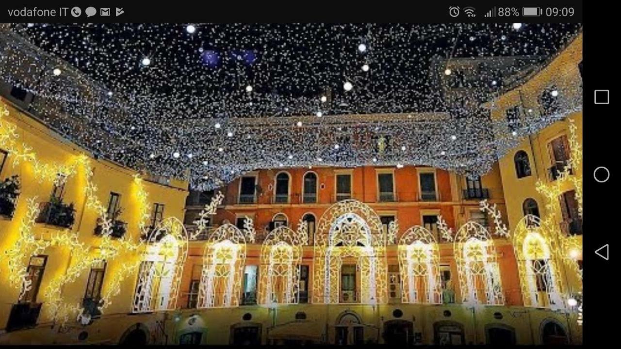 Residenza Margherita - Centralissima Salerno Luaran gambar